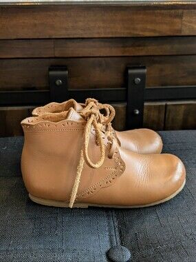 Adelisa & Co Brown Leather boots Size 27